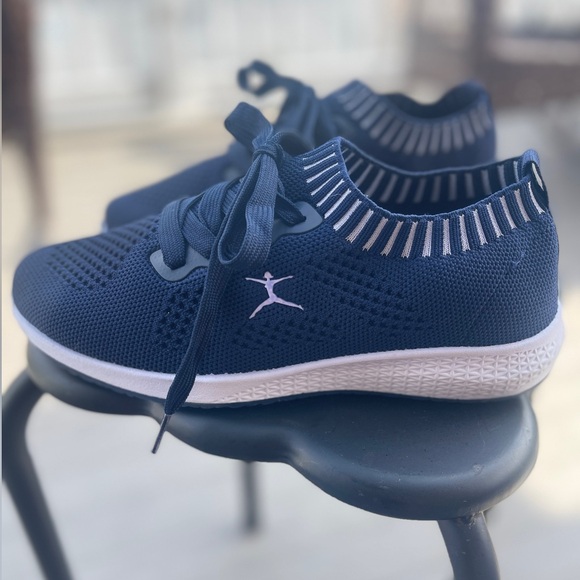 Danskin Women's Peace Two-Toned Sneaker Women's Shoes - Picture 5 of 11